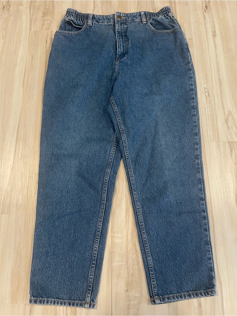 L.L.Bean Women’s Size 14 Petite Original Fit Relaxed Elastic Waist Mom Jeans
